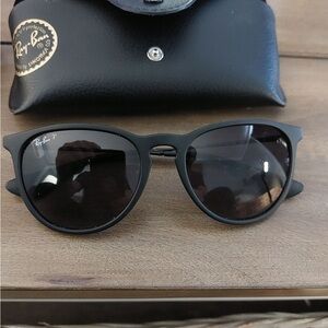 Ray-Ban Classic Black Sunglasses